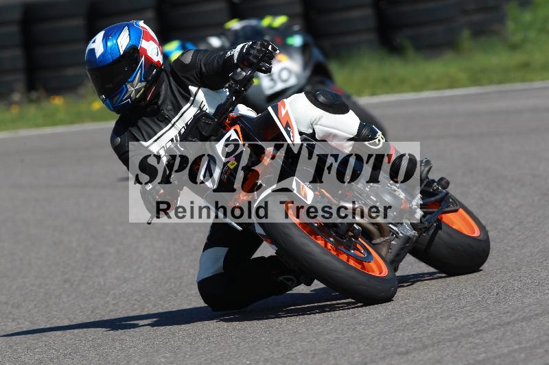 /Archiv-2022/08 17.04.2022 Speer Racing ADR/Gruppe gelb/76